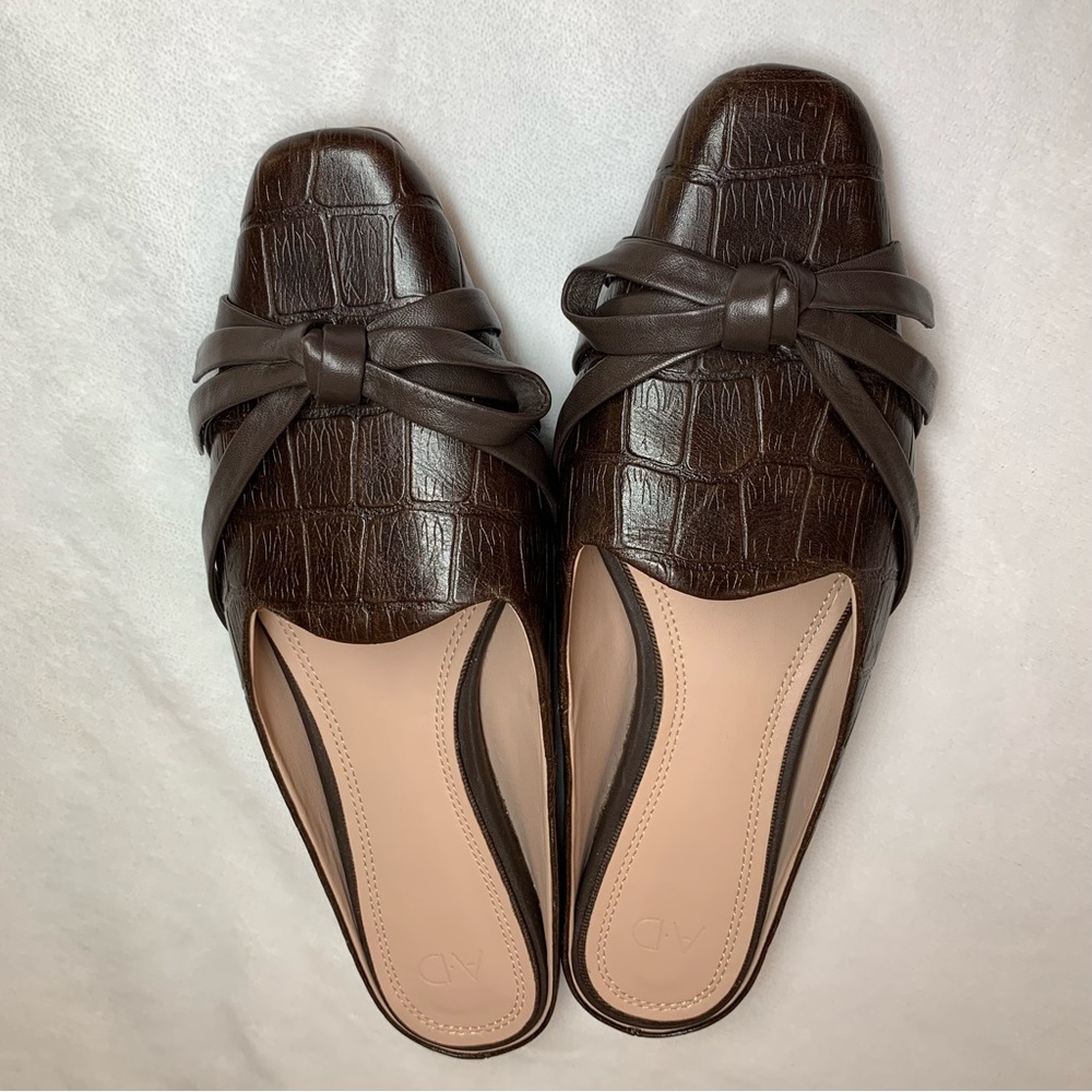 AD & Daughters Brown Croc-Embossed Leather Mules, Leather Soles and Lini…